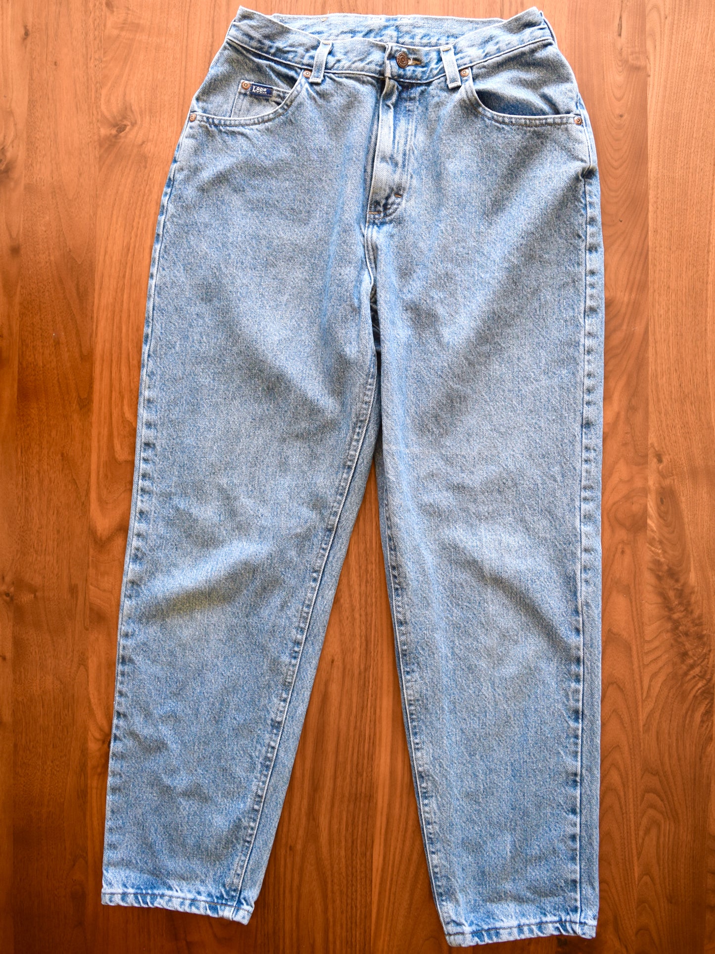 28 x 28 vintage 1990s high-waisted denim by Lee jeans in medium blue wash